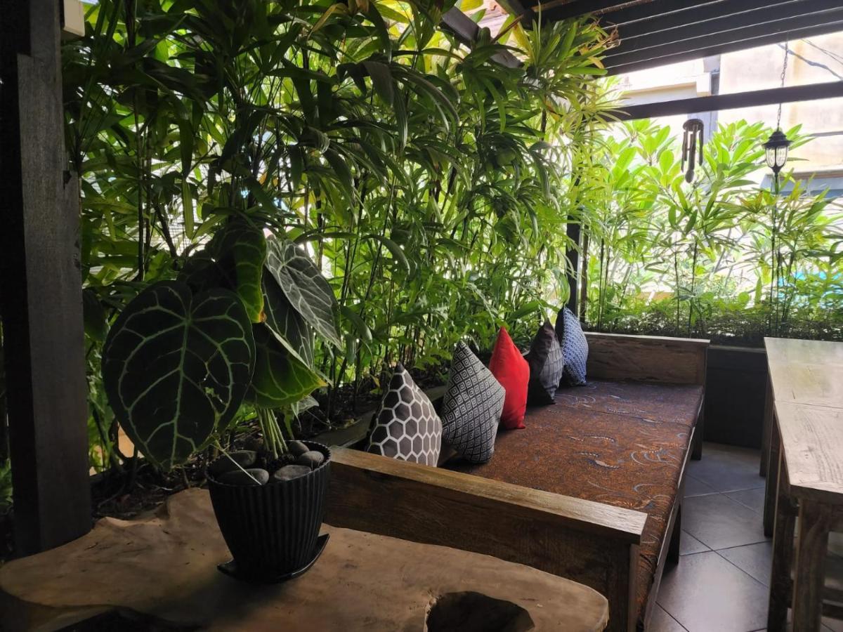 Mai Malu Apartamento Pulukan Exterior foto